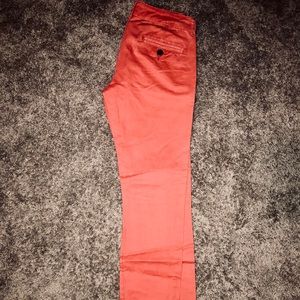 AEROPOSTALE CORAL CHINOS